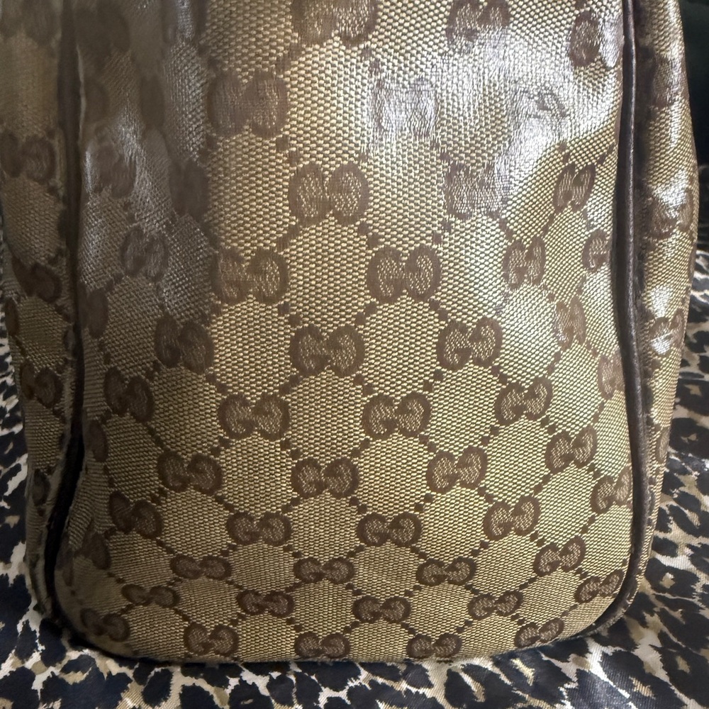 Gucci Tan and Brown Monogram Satchel - Picture 4 of 5